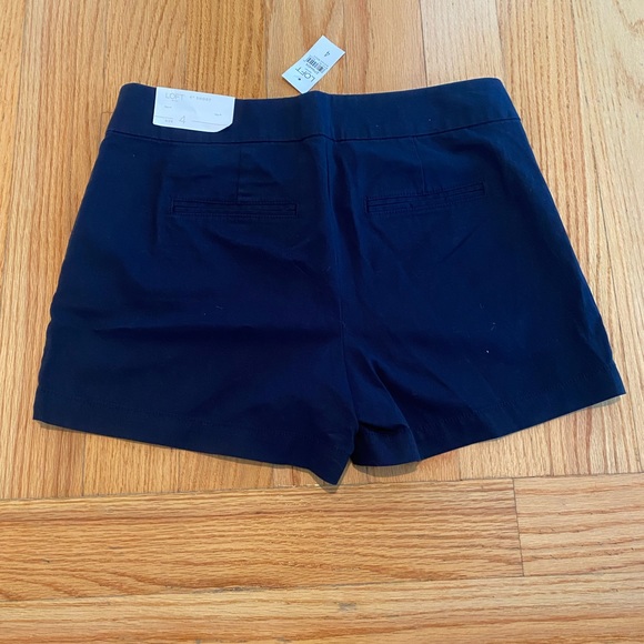 Size 4 Loft Women Shorts - Picture 2 of 2